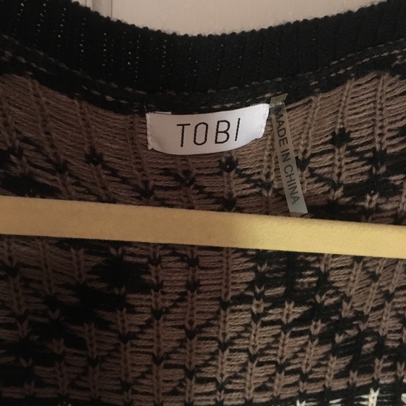 Aztec Print Sweater - Picture 4 of 5